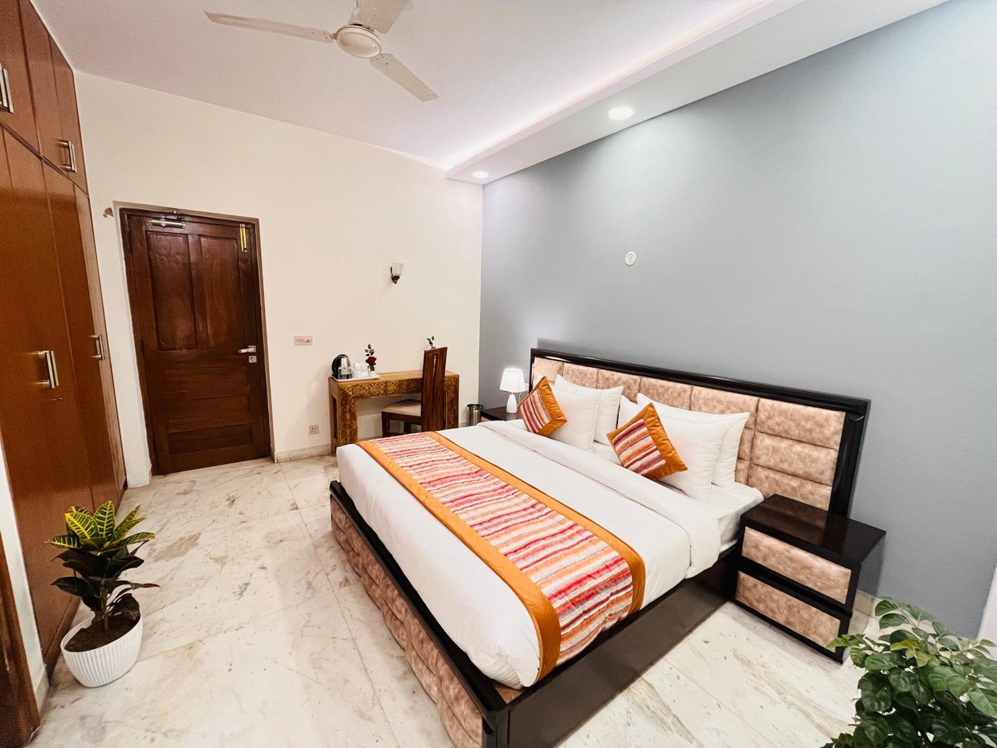 Grove Residency Hauz Khas New Delhi Couple Friendly Hotel Kültér fotó